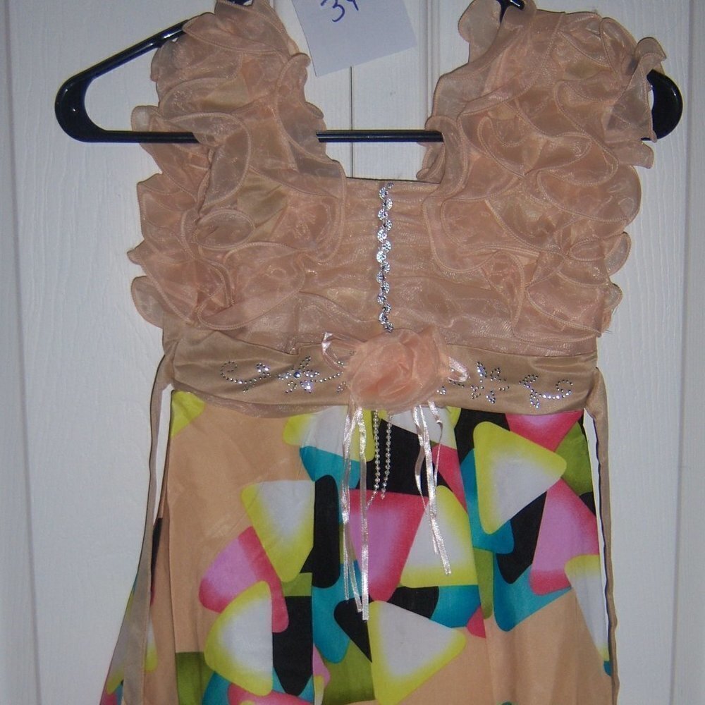 New with Tags Classic Fashion Party Dress, Size 5, T13 - Picture 1 of 1